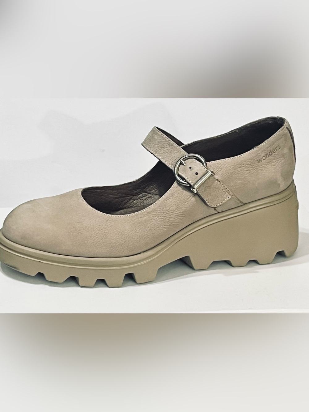 Wonders 'Valentina' Mary Jane Platform Shoes Taupe Nubuck Leather Sz 11 US 42 EU